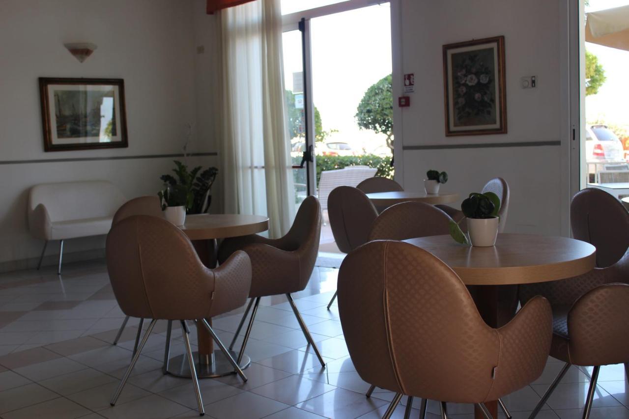 Hotel Rosati Rimini Exterior photo