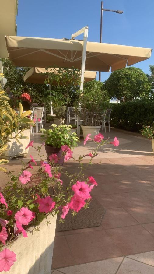 Hotel Rosati Rimini Exterior photo