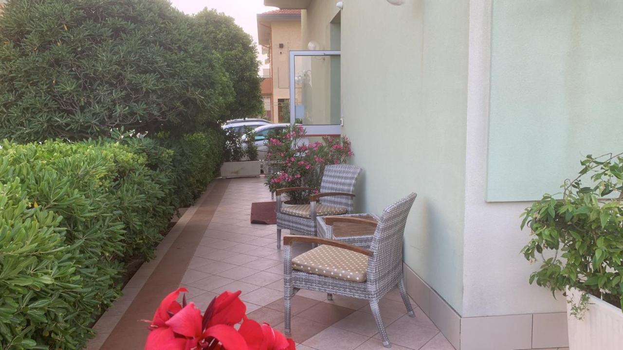Hotel Rosati Rimini Exterior photo